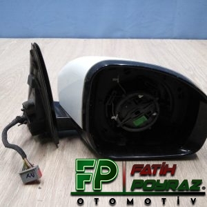 AYNA GÖVDESİ SAĞ - LR065381